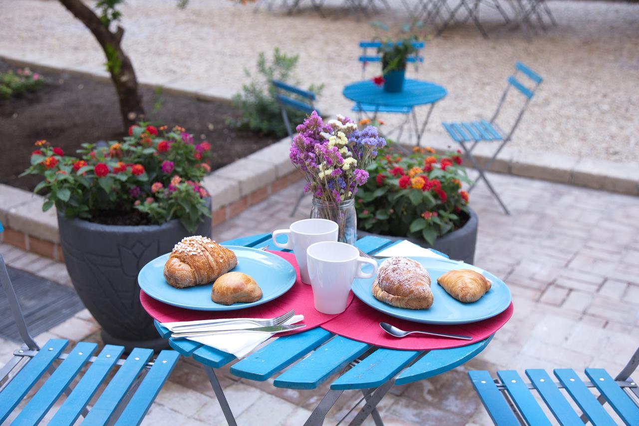 Couette-café Borgo Vergini Garden Naples